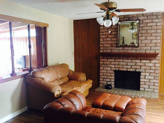 2nd image of 8136 McLaren Ave