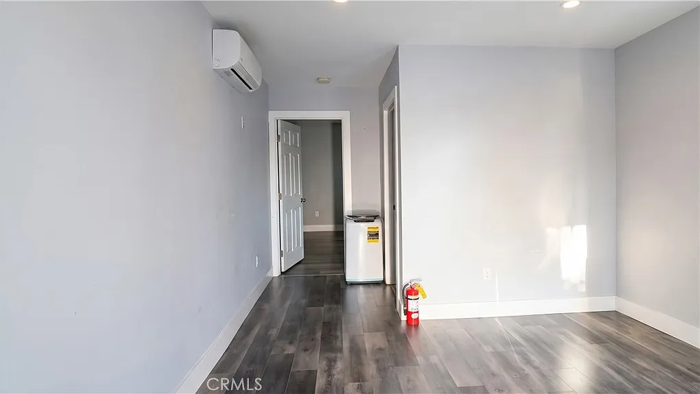 1 bed, 450 sqft, $1,800 — Photo 4