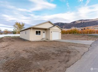 14 Lavon Ln, Malaga, WA 98828