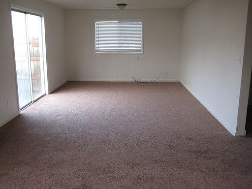 3rd image of 650 Ipson Dr