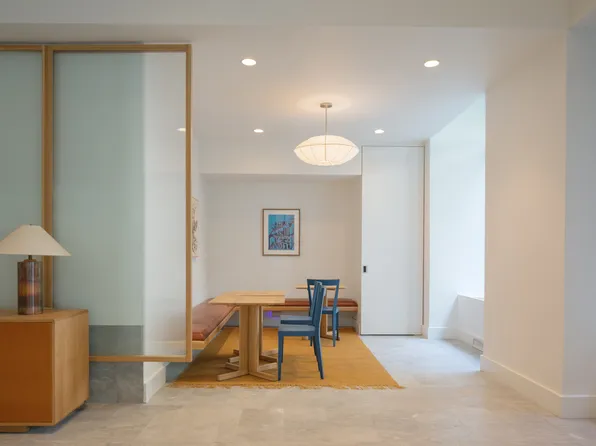 234 East 46th Street image 11 of 20