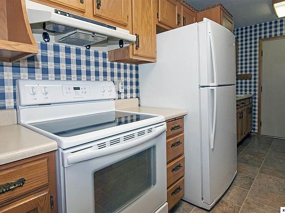 4th image of 507 E Gambier St APT B