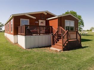 8493 T L Ranch Rd, Ponder, TX 76259