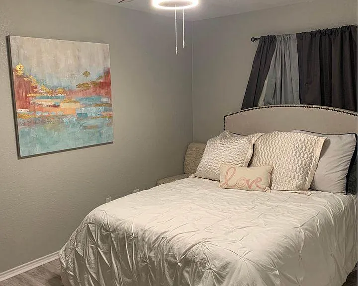 2801 Curtis Dr — Photo 7