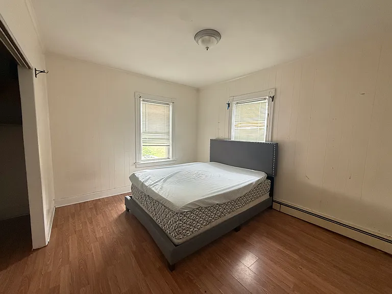 22 Bridge St #1 — Photo 4