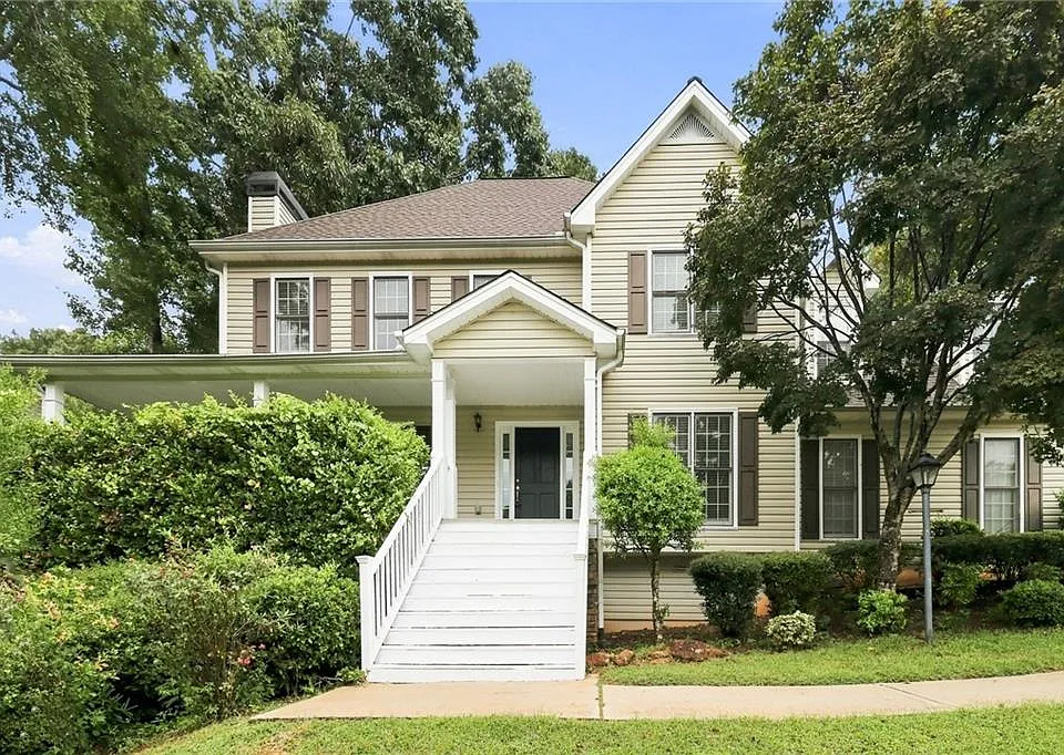 318 Magnolia Dr