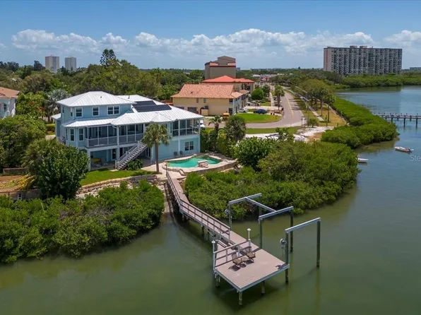 715 Villa Grande Ave S, Saint Petersburg, FL 33707