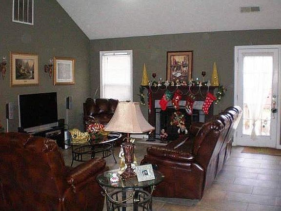 2nd image of 2228 Oakland Walk Dr