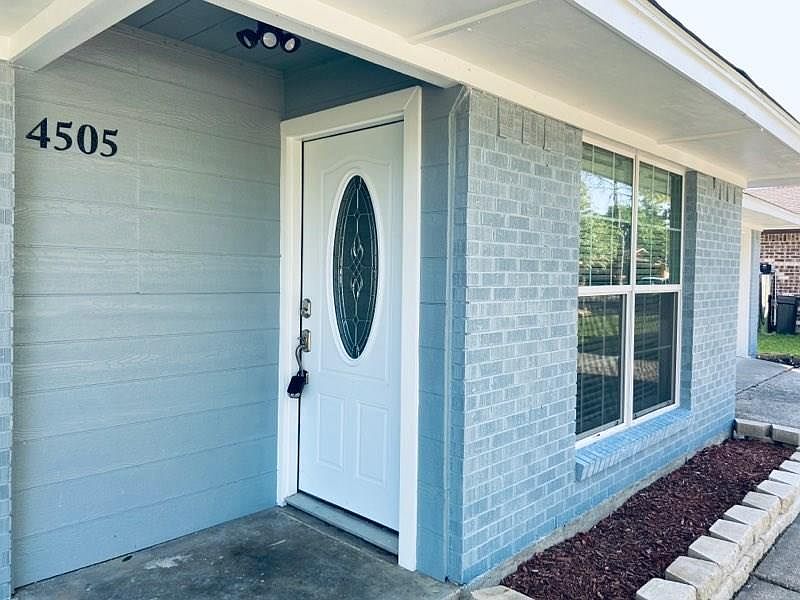 1st image of 4505 Sarazen Dr