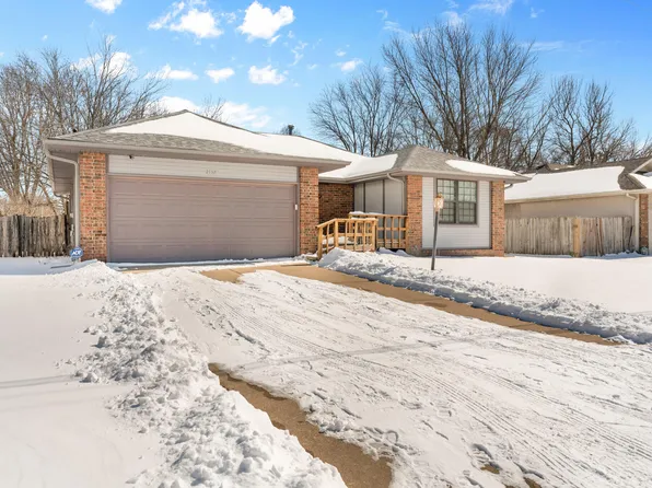2132 S Golden Avenue, Springfield, MO 65807