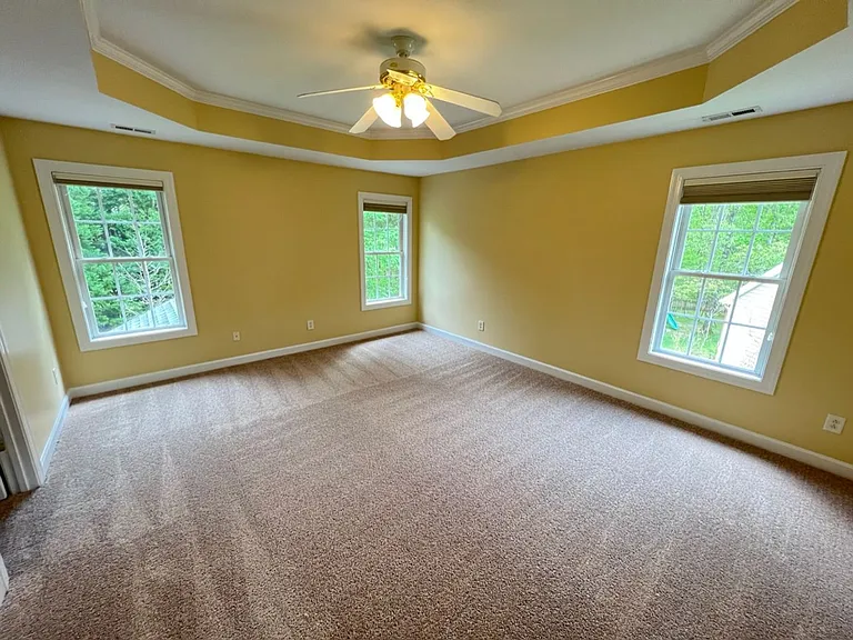1006 Goldenview Ct — Photo 24