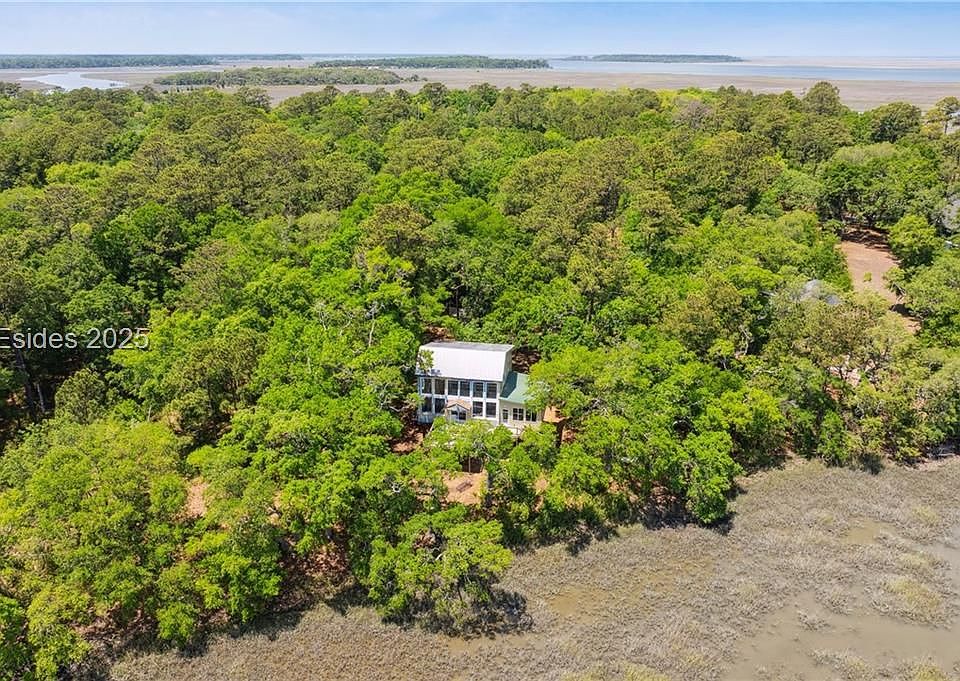1st image of 330 Fripp Point Rd