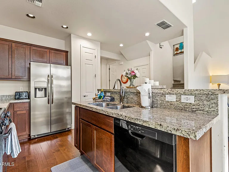 2477 W Mission Timber Cir — Photo 40
