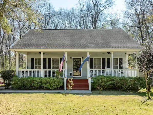 264 Stanley Ave, Walterboro, SC 29488