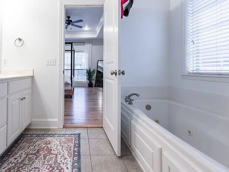 461 Bordeaux Ave — Photo 24