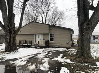 345 Walnut St, Butler, IN 46721