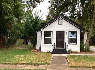204 S Walnut St, Cleburne, TX 76033