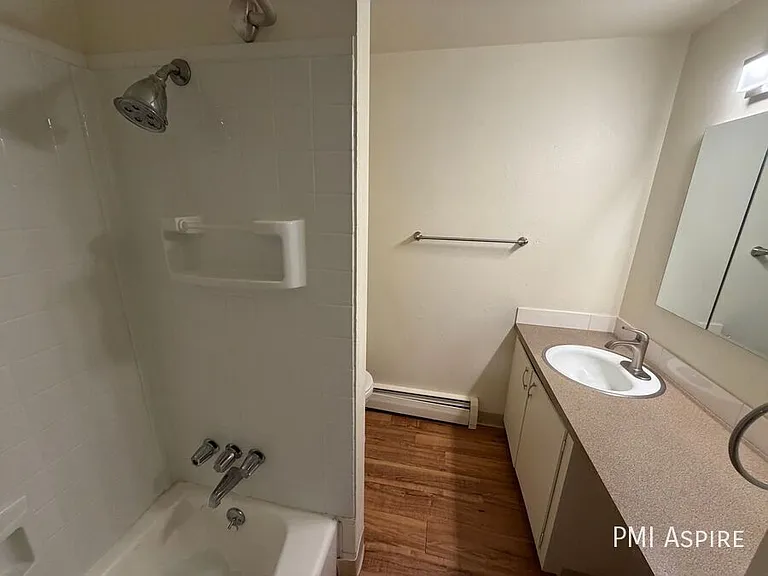1410 E 6th St #1446 — Photo 9