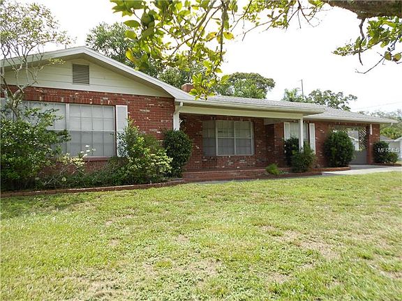 3rd image of 9402 N Oakleaf Ave