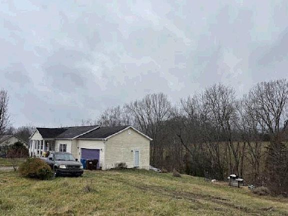 3rd image of 100 Amber Ct