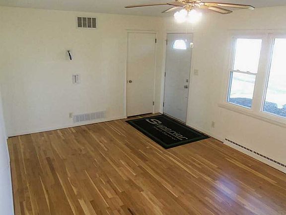 2nd image of 309 Woodlawn Dr