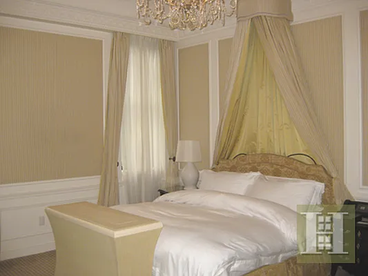 Sold by Halstead Real Estate | media 4