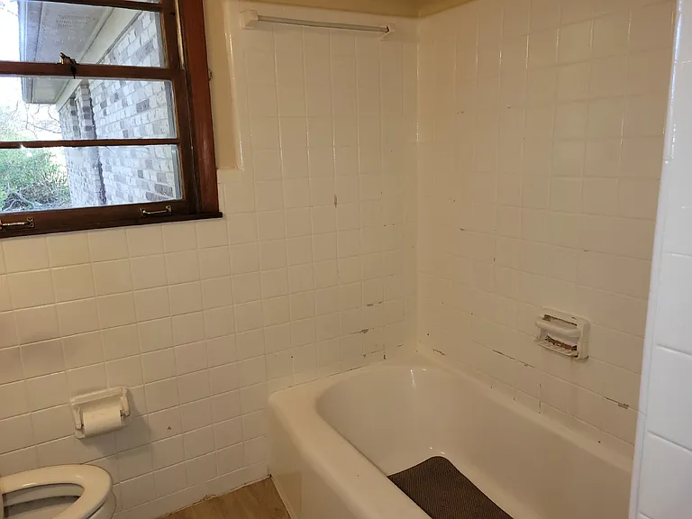 3503 Crestmore Cir NW — Photo 15