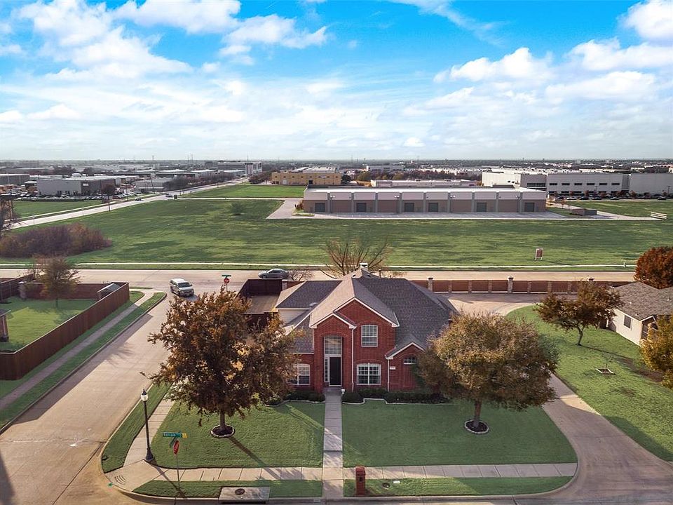 1st image of 10401 Balsam Ct