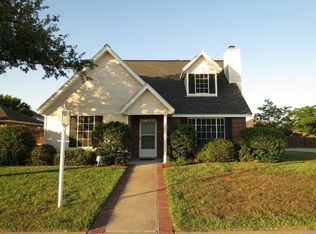 202 Nantucket Ave, Victoria, TX 77904