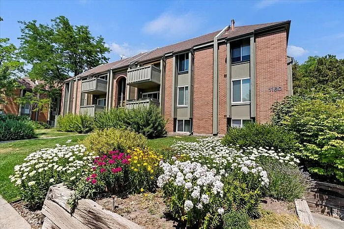 1160 S Foothill Dr #235 — Photo 1