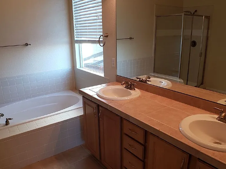 2354 Robindale Way — Photo 8