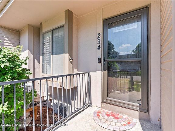 5th image of 234 Park Meadows Dr #13