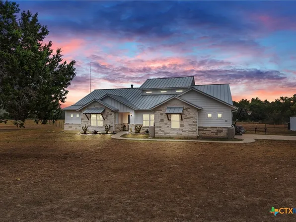 101 Kleingrass Ct, Bertram, TX 78605
