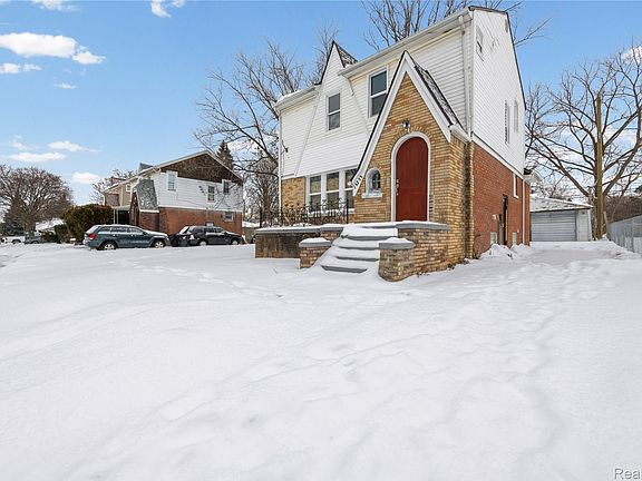 3rd image of 19338 Teppert St