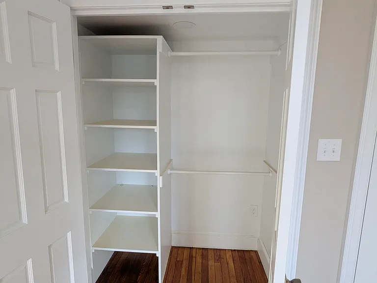 1300 Summit Ave #3 — Photo 15