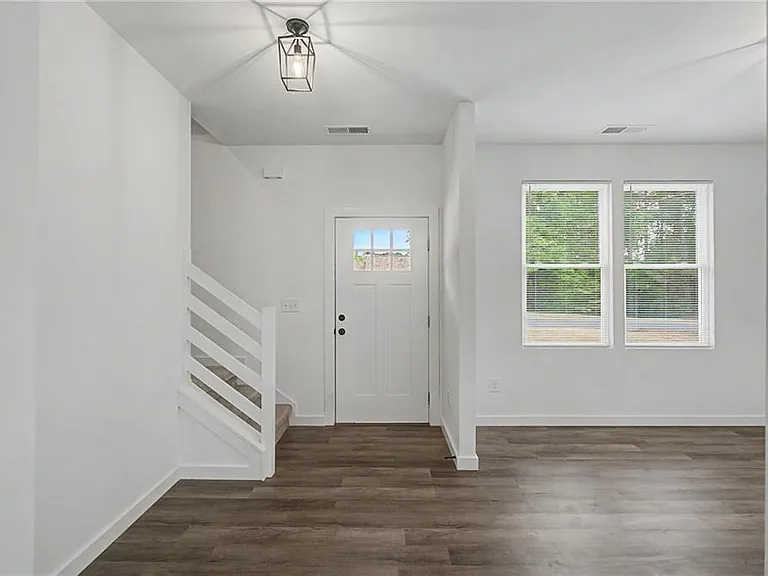 24 Rocky Cir NE — Photo 7