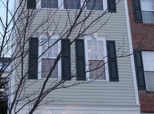 8209 Lyndhurst St, Laurel, MD 20724