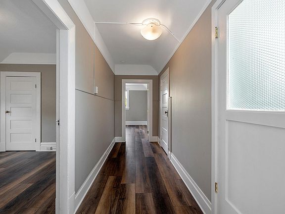 3rd image of 165 Germania St #A