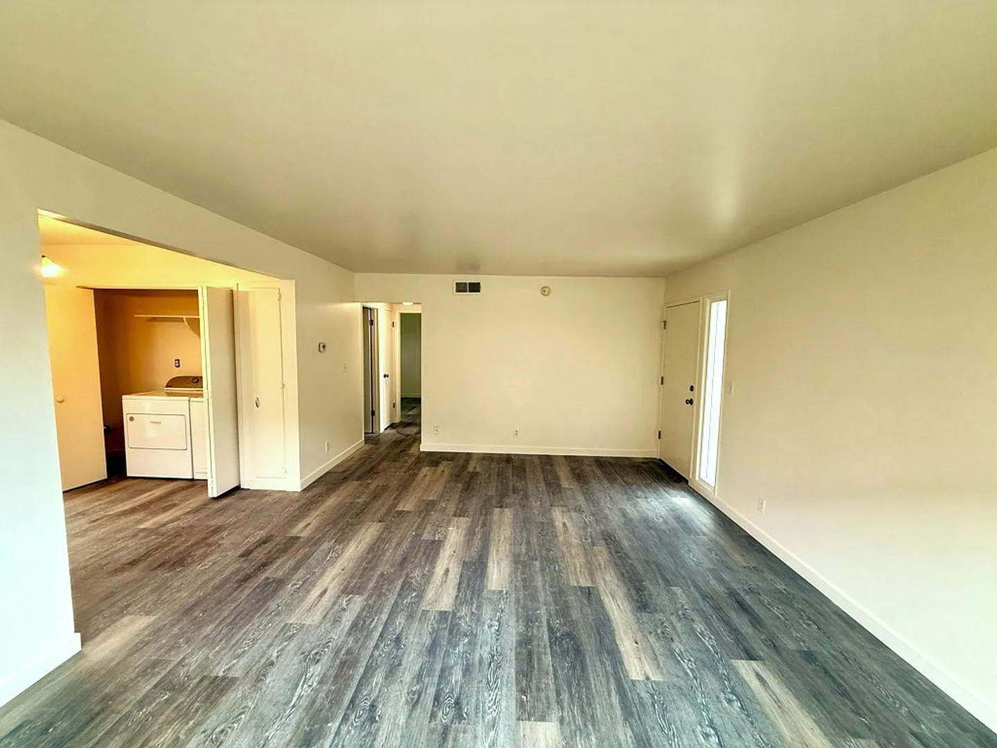 M36180E — Photo 2