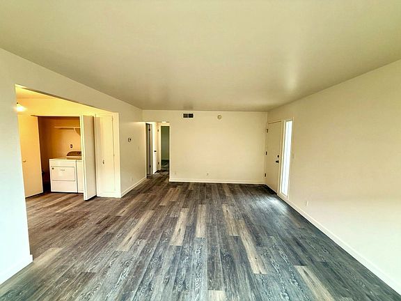 2nd image of 3618 Manzana St Unit 2