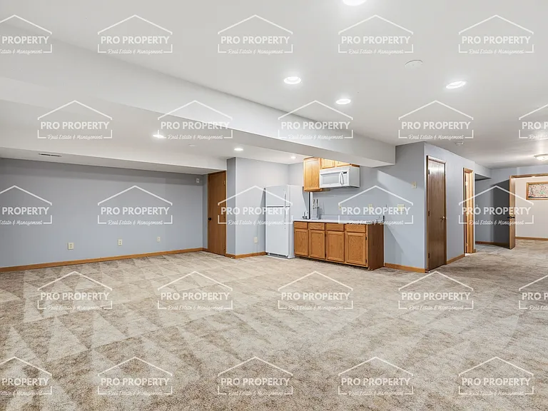 2526 10th St SW — Photo 18