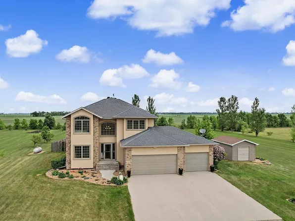 3969 85th Ave N, Moorhead, MN 56560