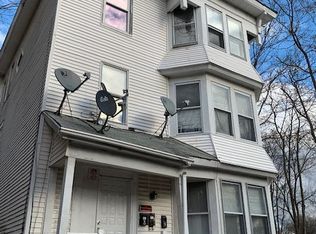 16 Oread Pl, Worcester, MA 01610