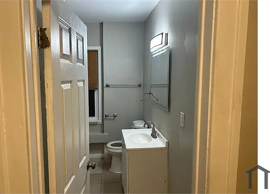 2 bed, 1000 sqft, $1,000 — Photo 3