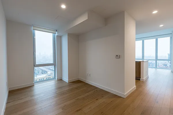 Rented by Stonehenge NYC LLC | media 8