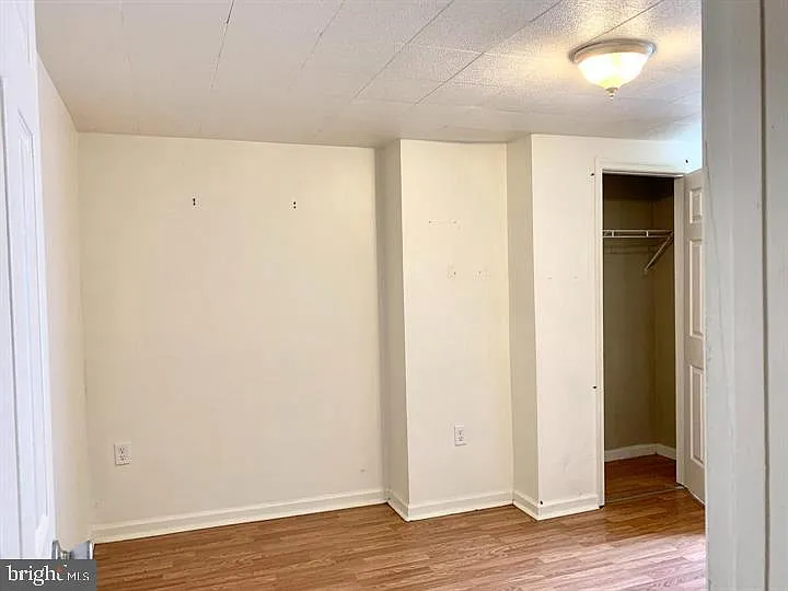 1 bed, 1.0 bath, 2640 sqft, $800 — Photo 3