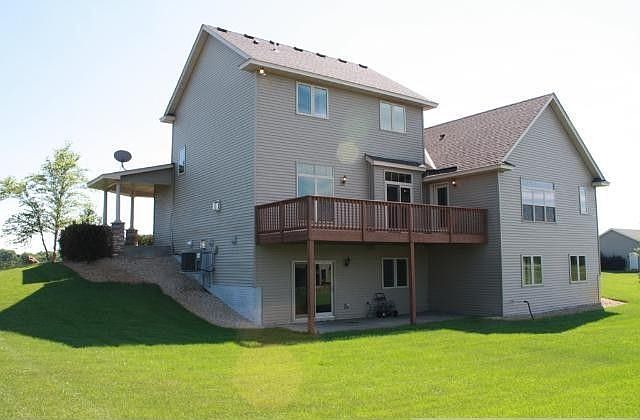 2nd image of 25540 Autumn Way
