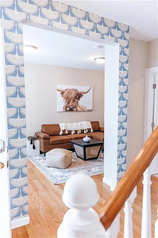 4 bed, 3.0 bath, 1300 sqft, $3,600 — Photo 4