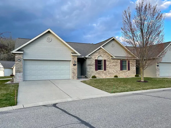 2554 Herenhuis Dr, Clio, MI 48420