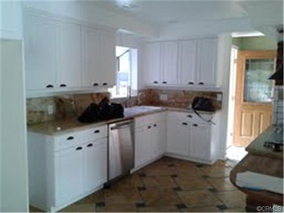 5th image of 6132 Fallbrook Ave